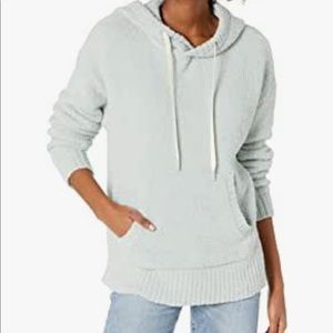 UGG Asala Hoodie in Color “Pale Sky”